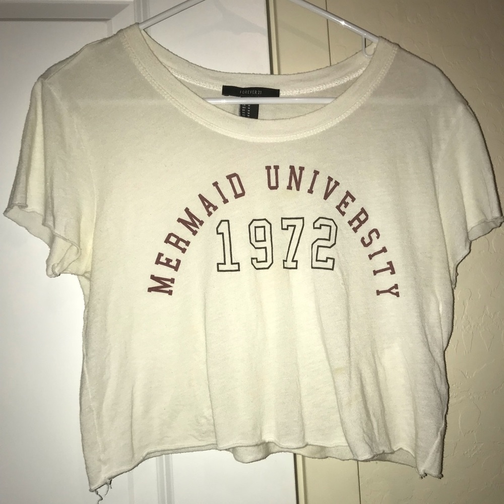 White crop top